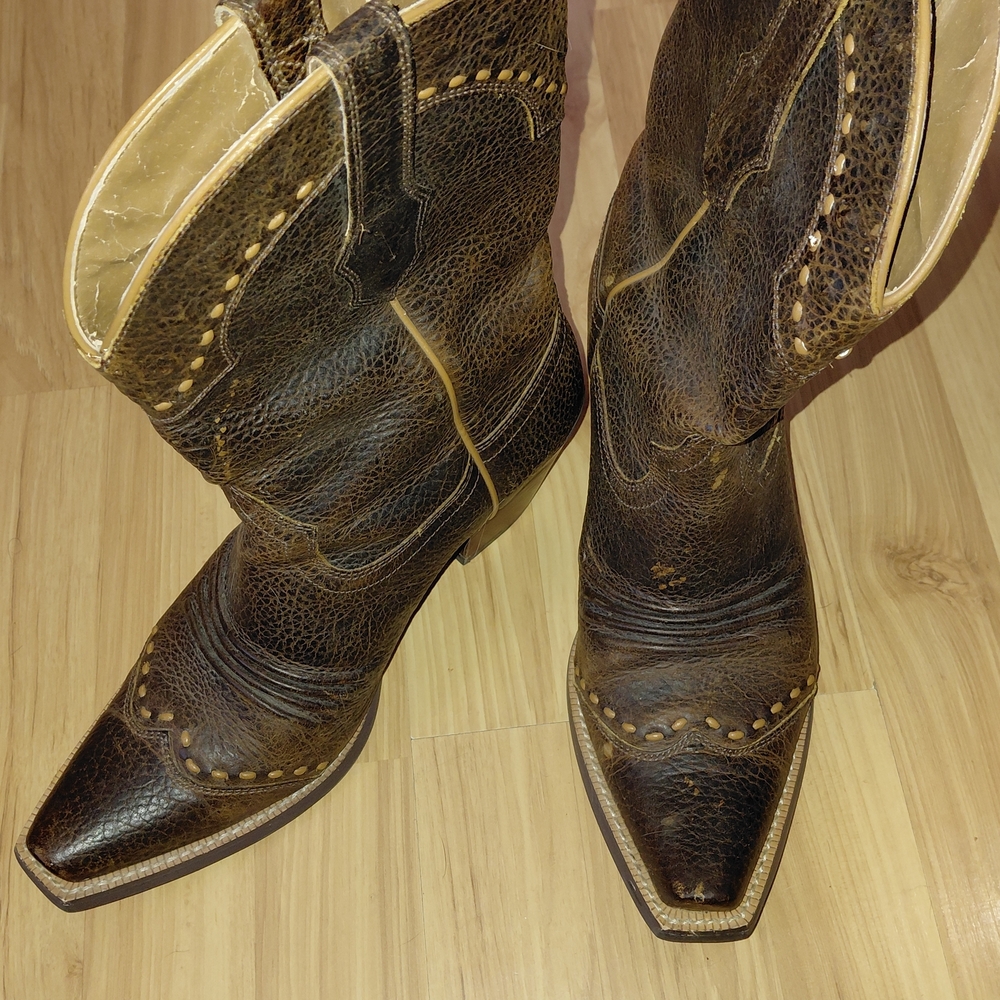 Ariat Brown Leather Western cowboy Boots size 8.5